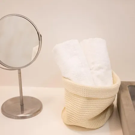 Seaside Near St Nicholas Basilica Apartmán Bari