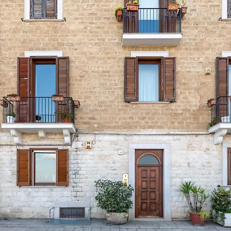 Apartamento Seaside Near St Nicholas Basilica